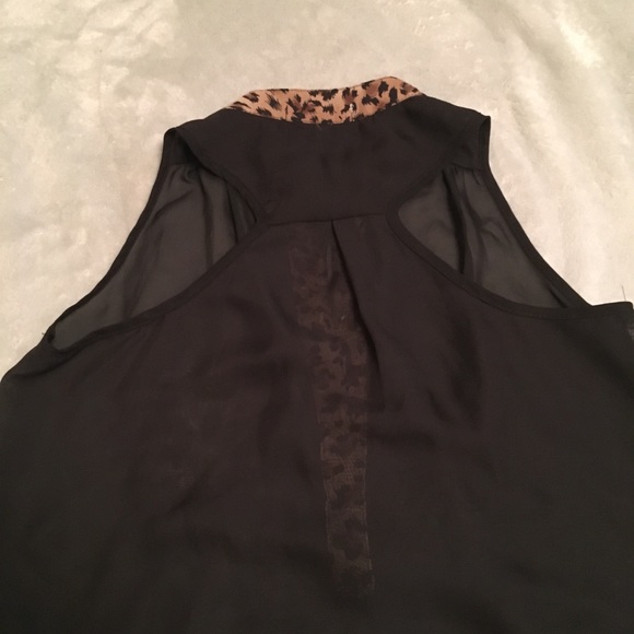 Size small blouse bundle - Picture 3 of 5